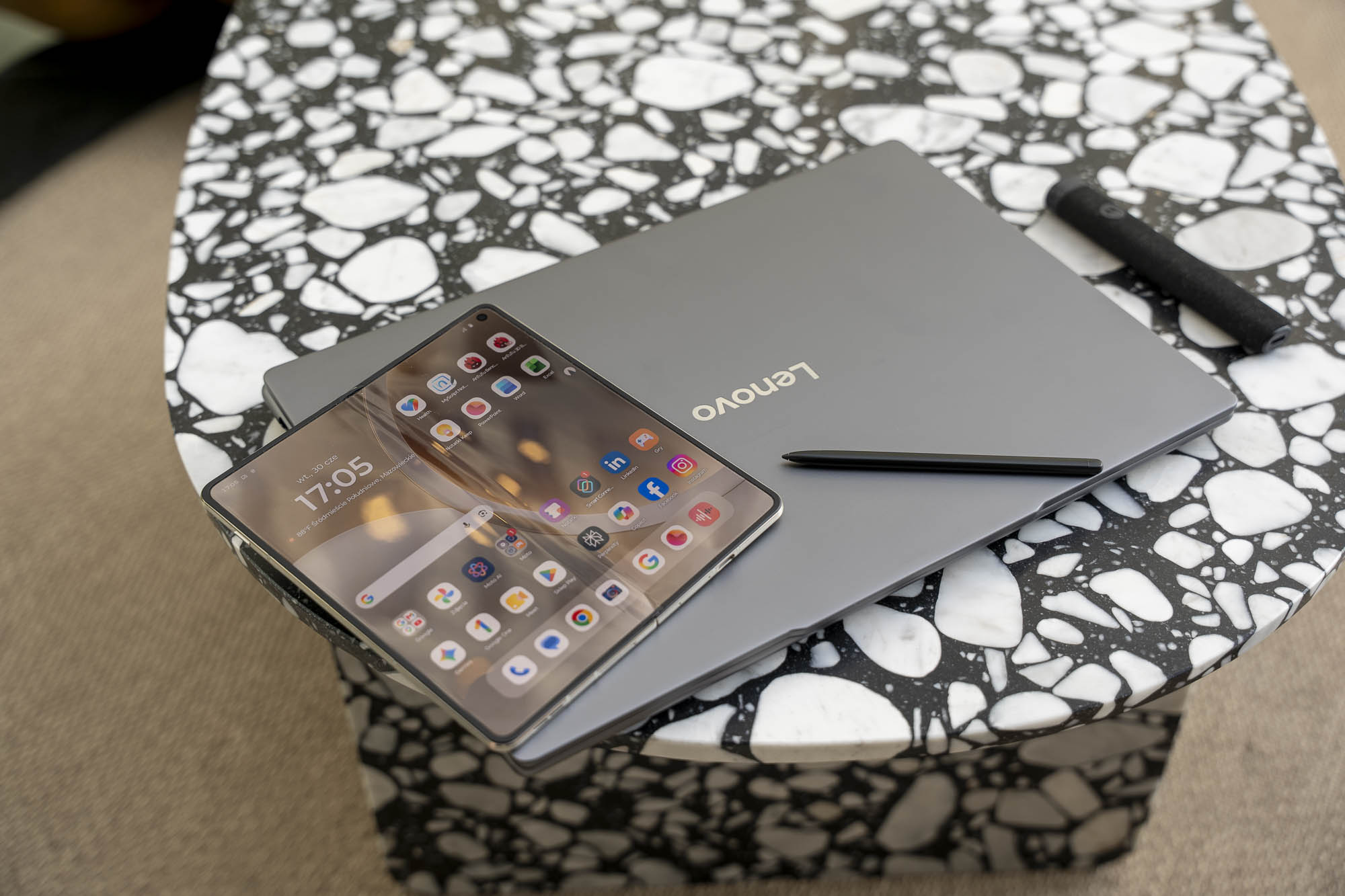 Test Motorola Razr Fold – najdłuższy czas pracy i świetne aparaty