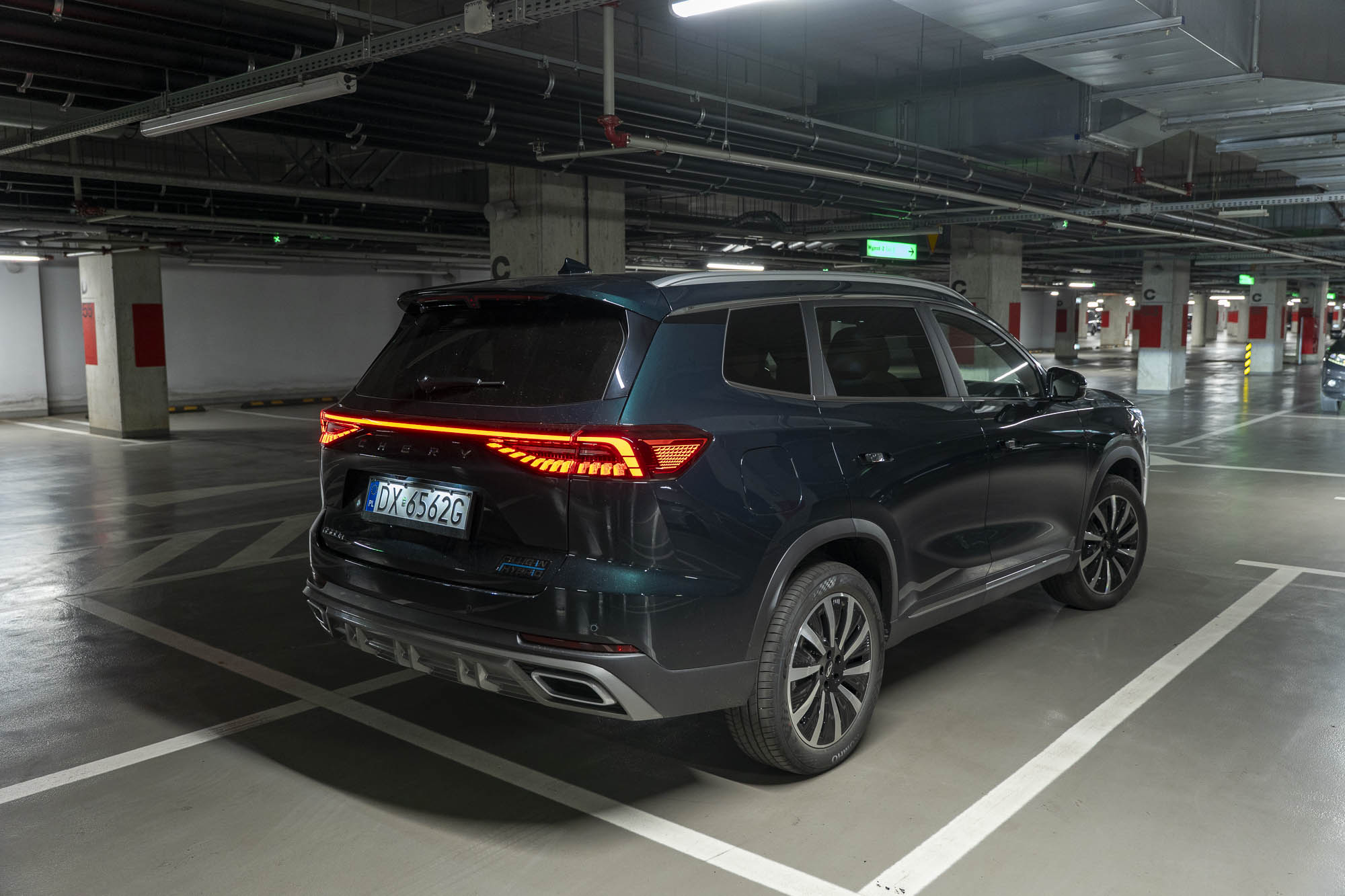 Test Chery Tiggo 8 PHEV Prestige – luksusowy SUV, siedem miejsc, 279 KM za 160 tysięcy