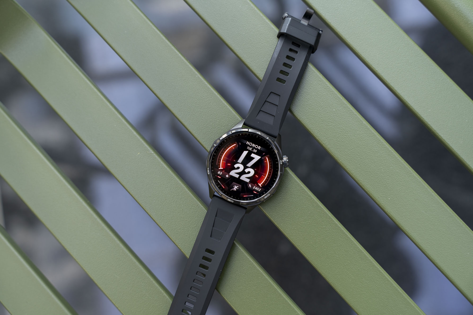 Test zegarka Honor Watch 6 – nawet 35 dni na baterii i bardzo jasny ekran