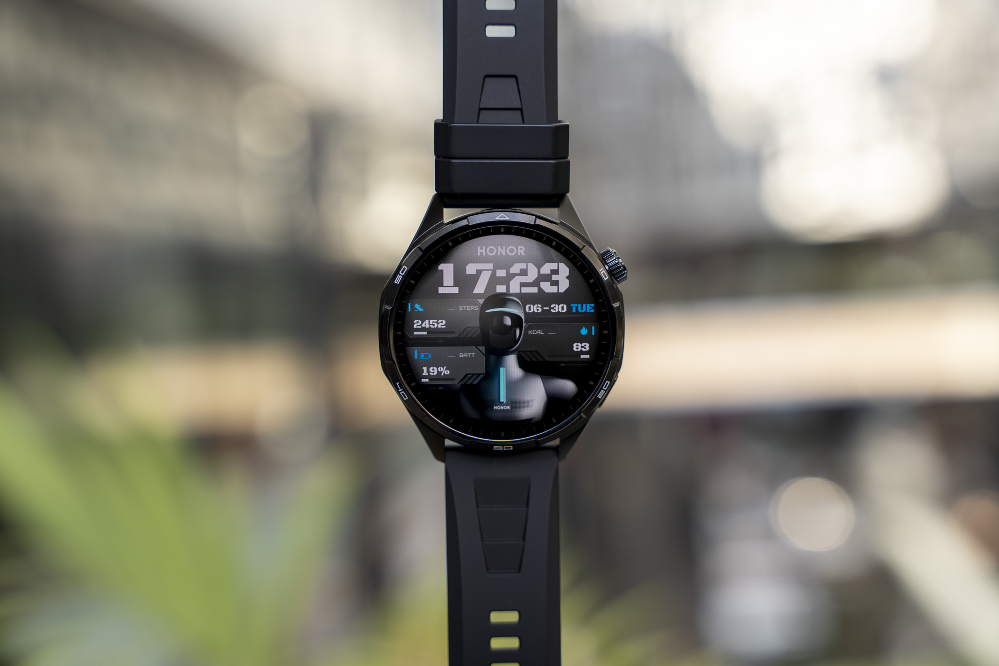 Test zegarka Honor Watch 6 – nawet 35 dni na baterii i bardzo jasny ekran