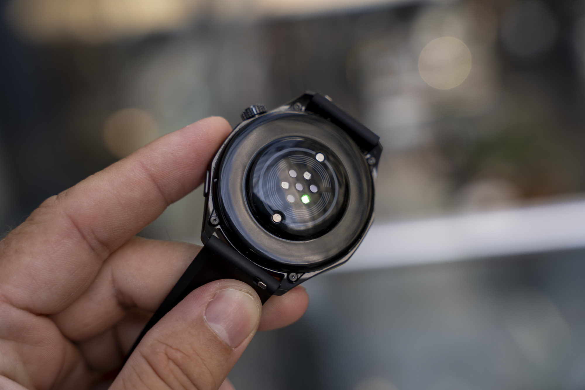Test zegarka Honor Watch 6 – nawet 35 dni na baterii i bardzo jasny ekran