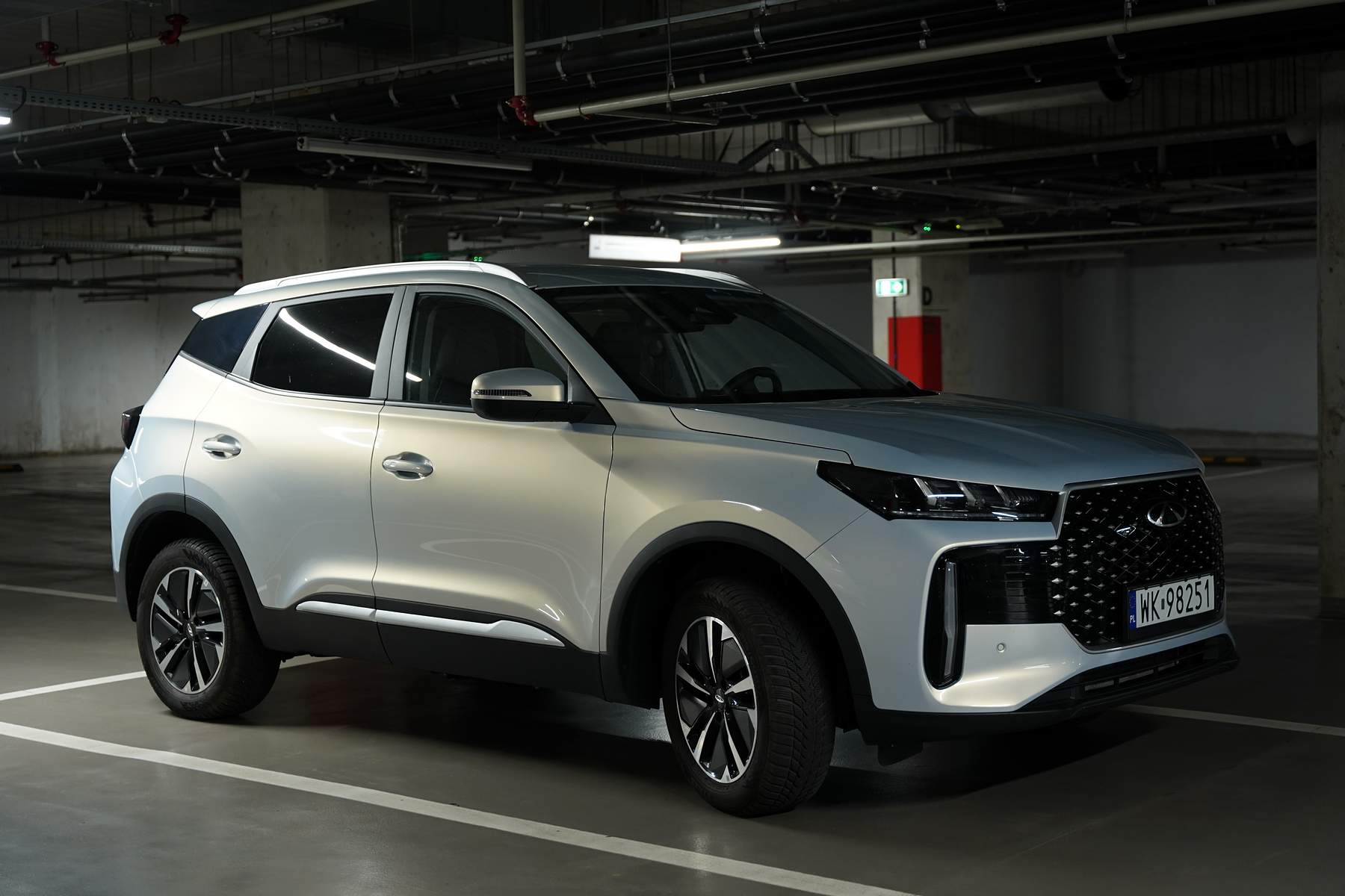 Test Chery Tiggo 4 Hybrid — chiński SUV za 100 tysięcy, który mocno miesza w segmencie B