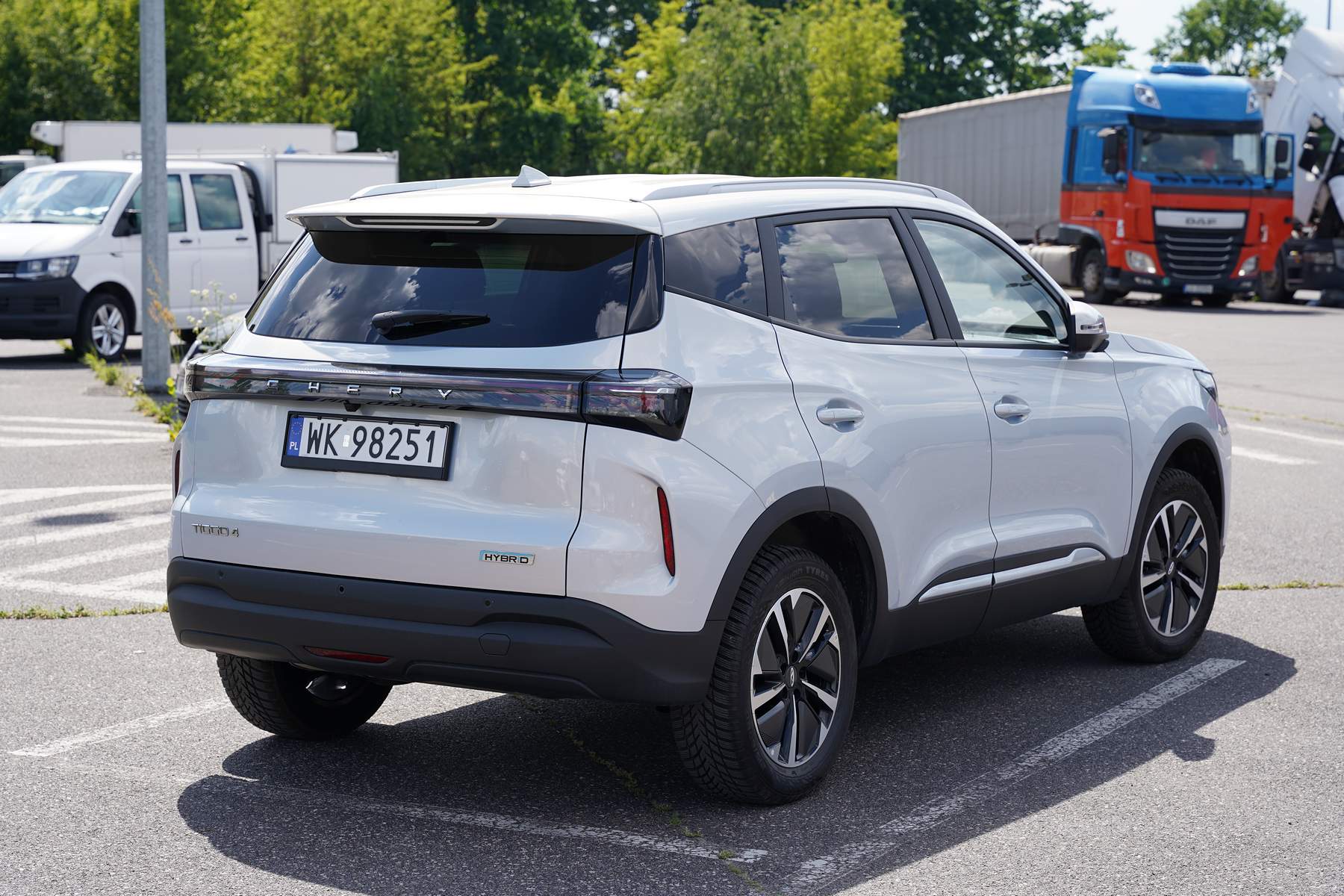 Test Chery Tiggo 4 Hybrid — chiński SUV za 100 tysięcy, który mocno miesza w segmencie B