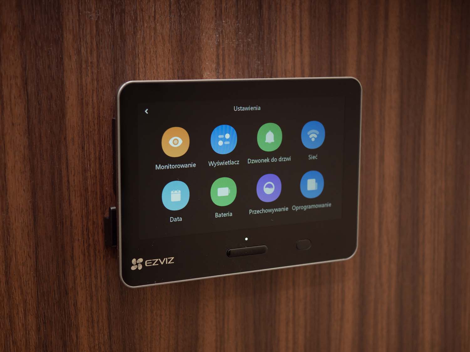 Test wizjera wideo EZVIZ EP4 – przydatny gadżet do naszego smart domu