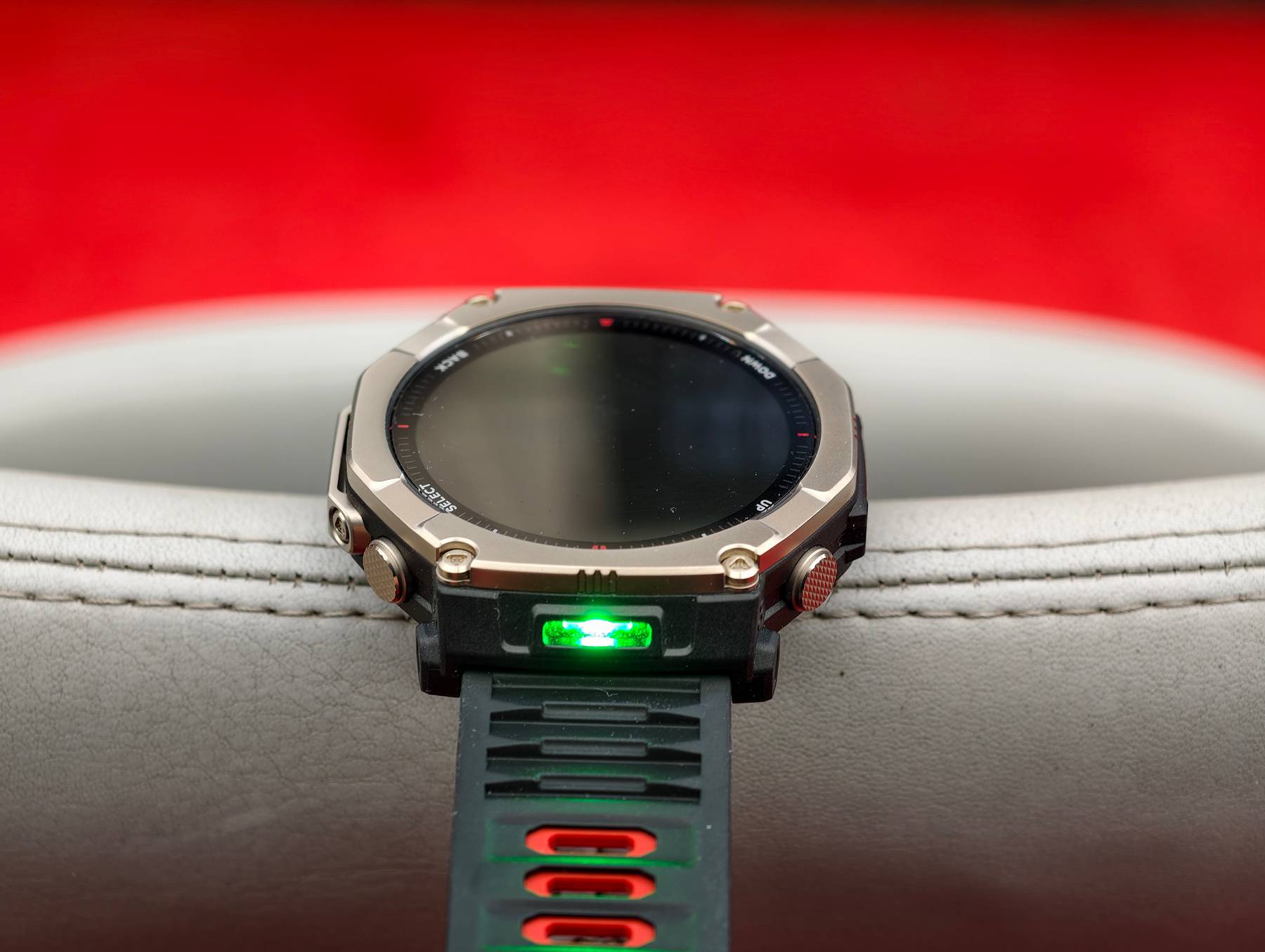 Test Amazfit T-Rex Ultra 2 - tytan, bardzo dobra bateria i mapy offline