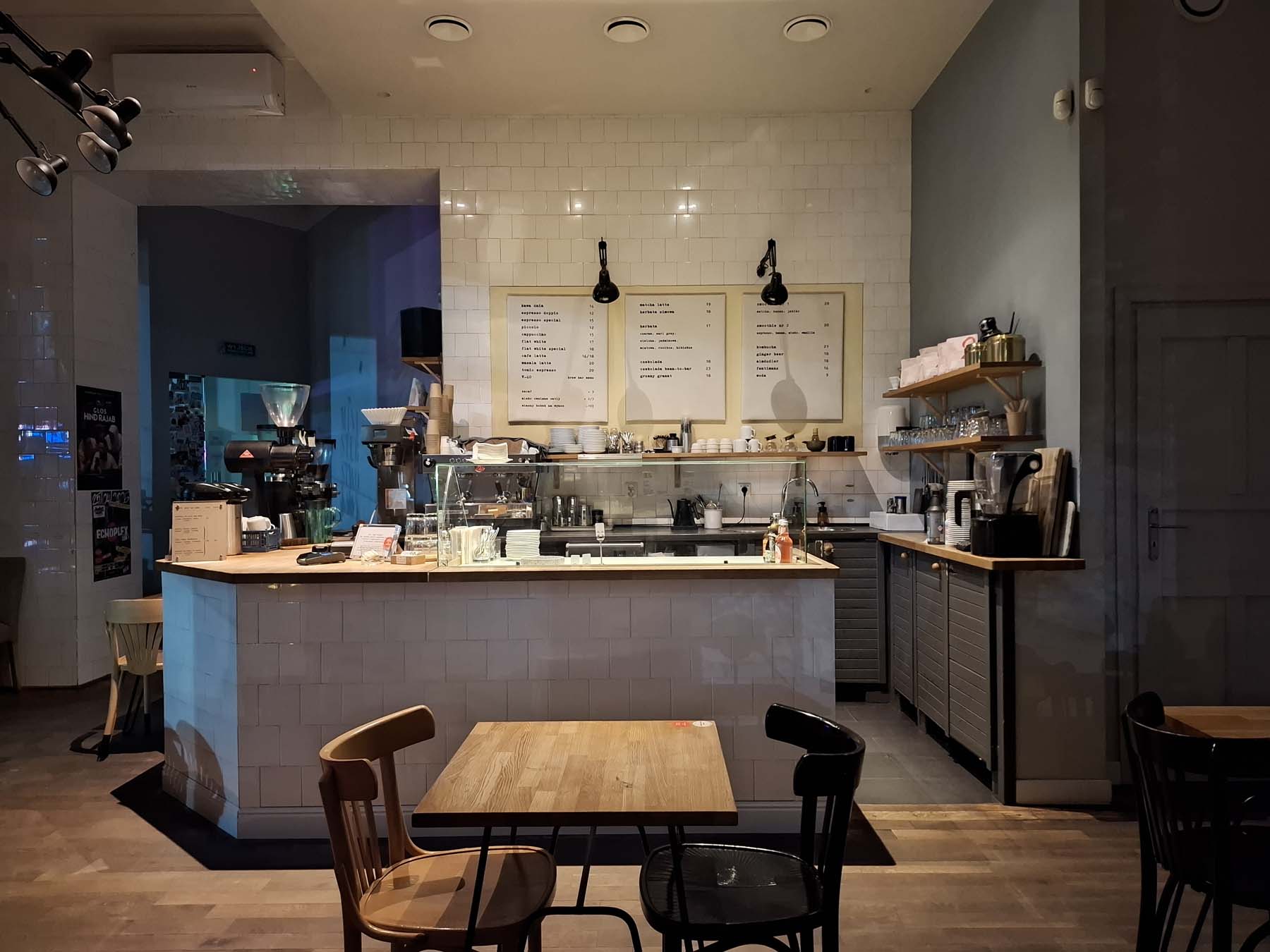 Test Samsung Galaxy A37 - ulubiona seria polskich klientów z niewielkimi zmianami