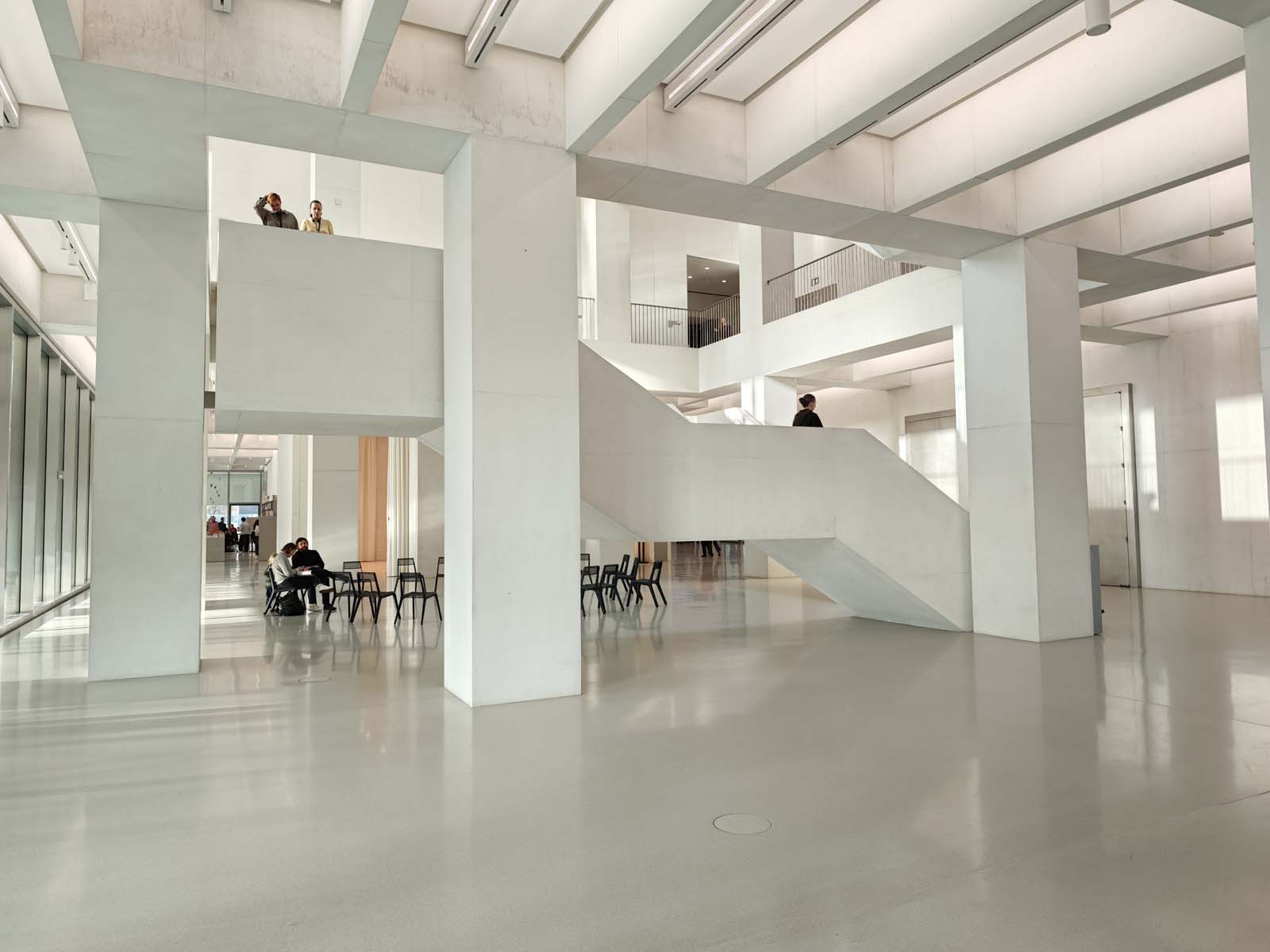 Test Xiaomi 17 Ultra – czy faktycznie ma teraz najlepszy aparat?