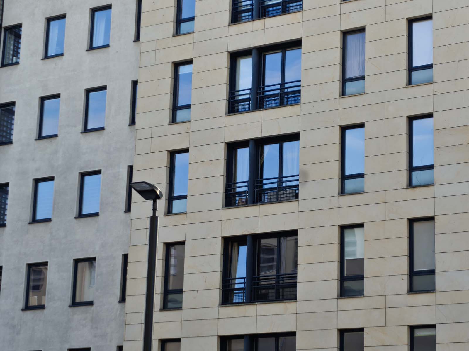 Test realme 16 Pro 5G – wytrzymały zawodnik z ogromną baterią