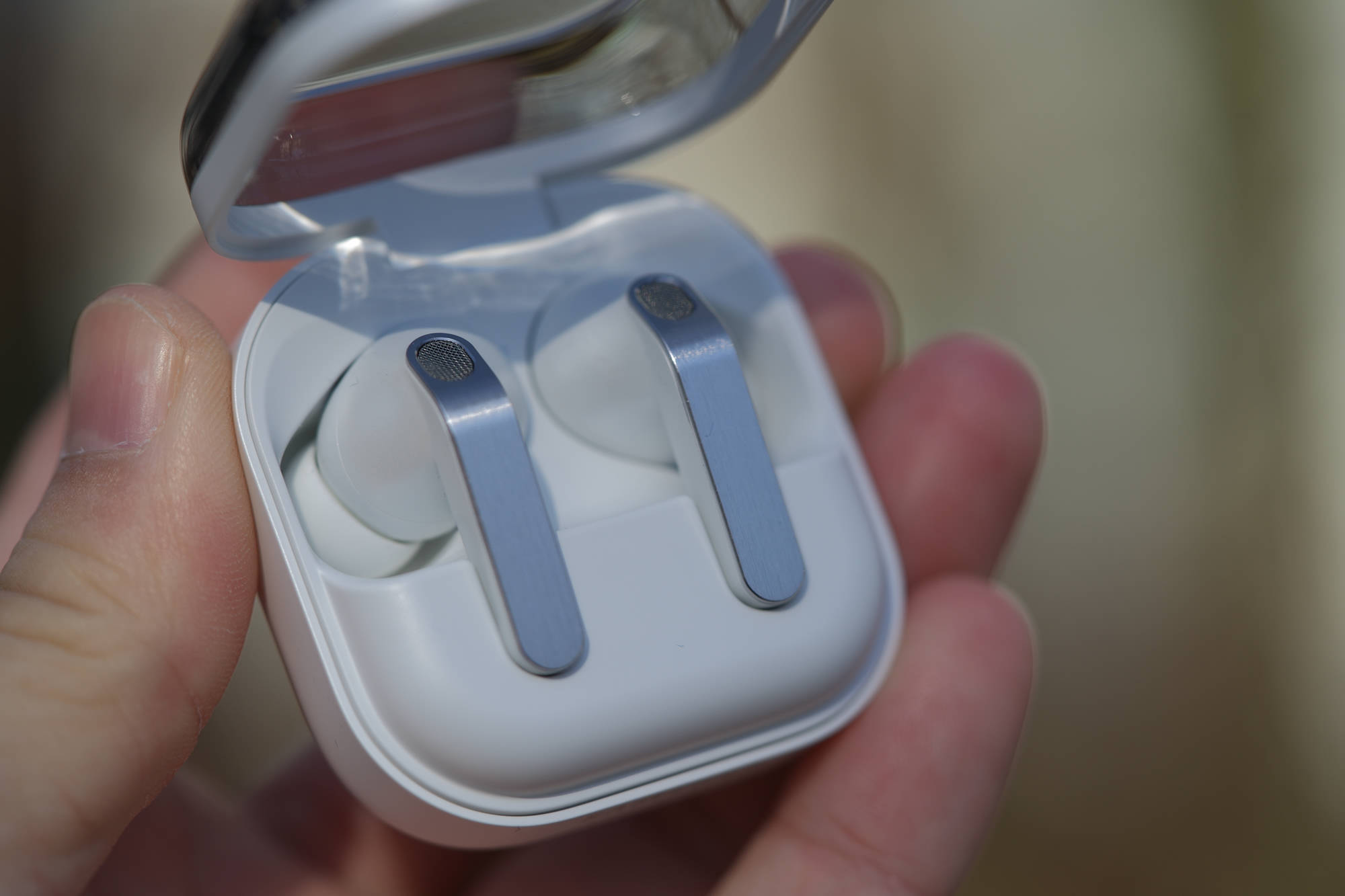 Recenzja słuchawek Samsung Galaxy Buds 4 Pro – są bardzo, bardzo dobre