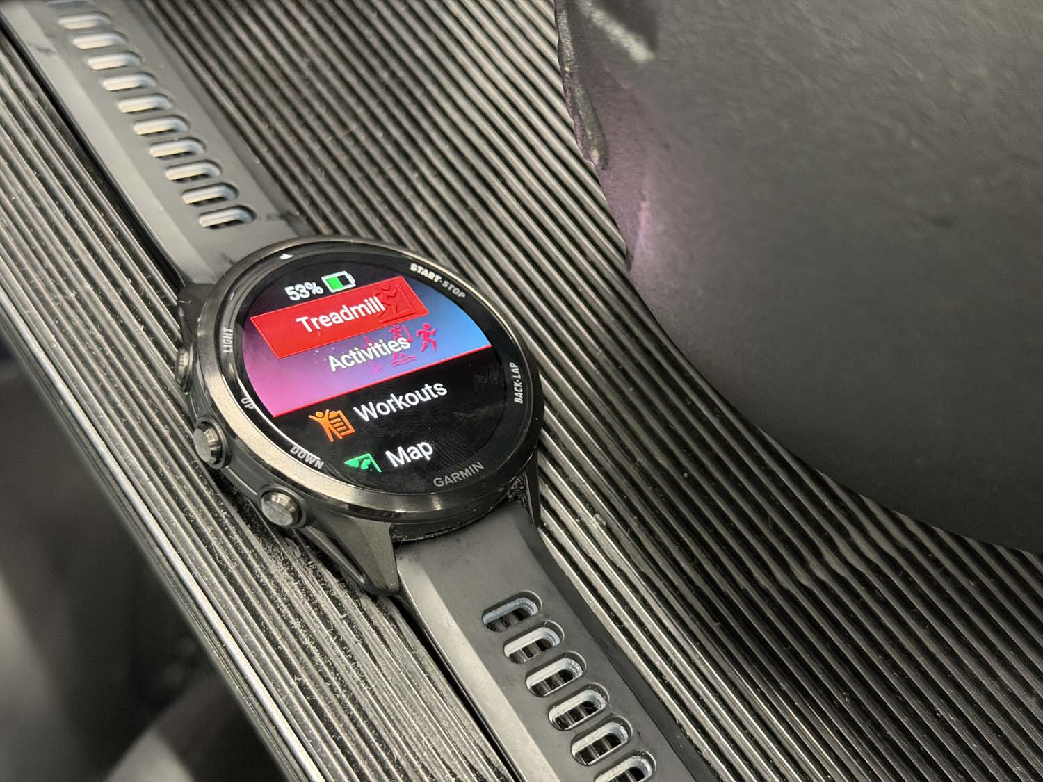 Test zegarka Garmin Forerunner 970 – przesiadłem się na niego na stałe