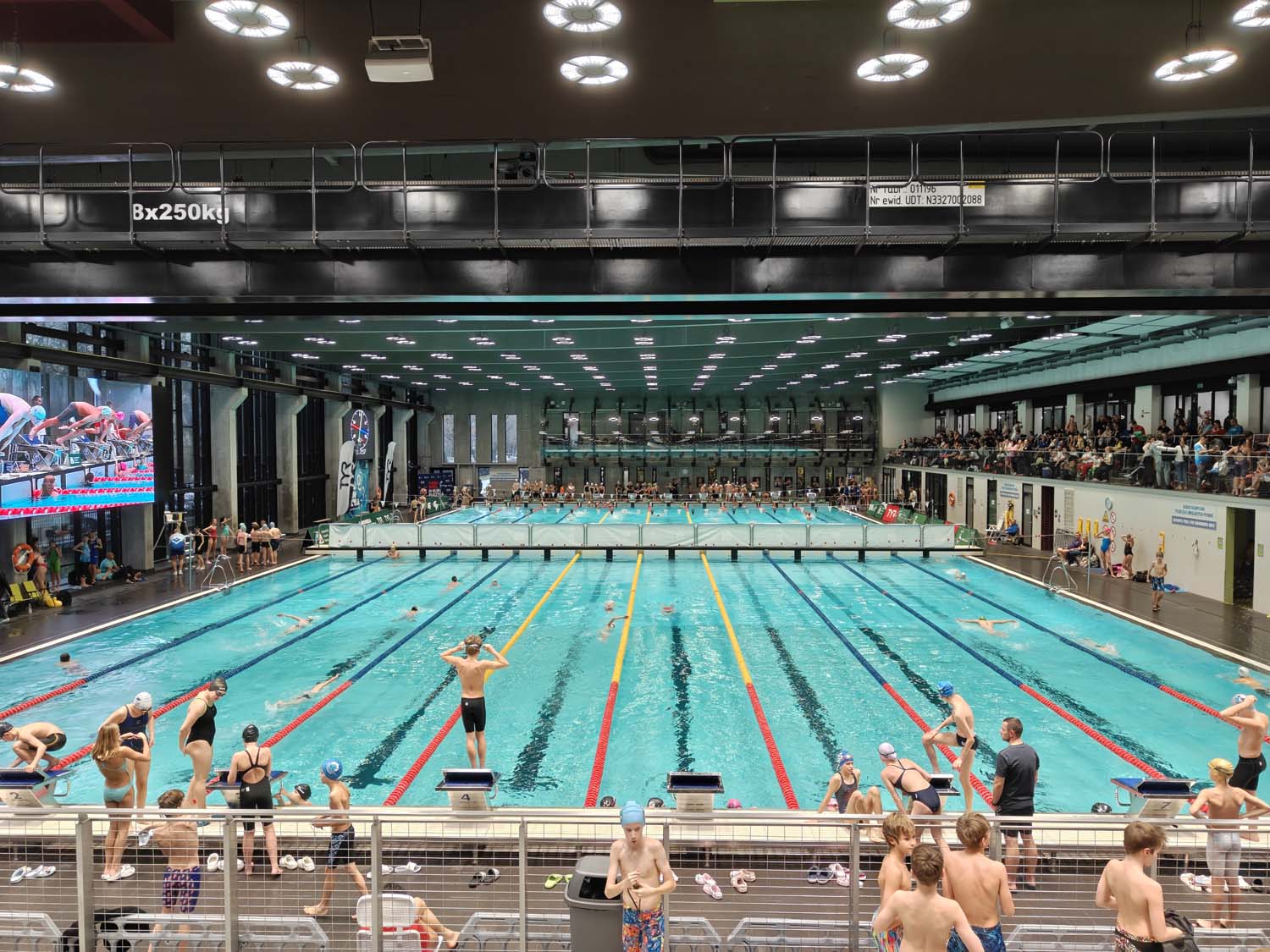 Test OnePlus 15R – jest super, ale jednego elementu na pewno brakuje