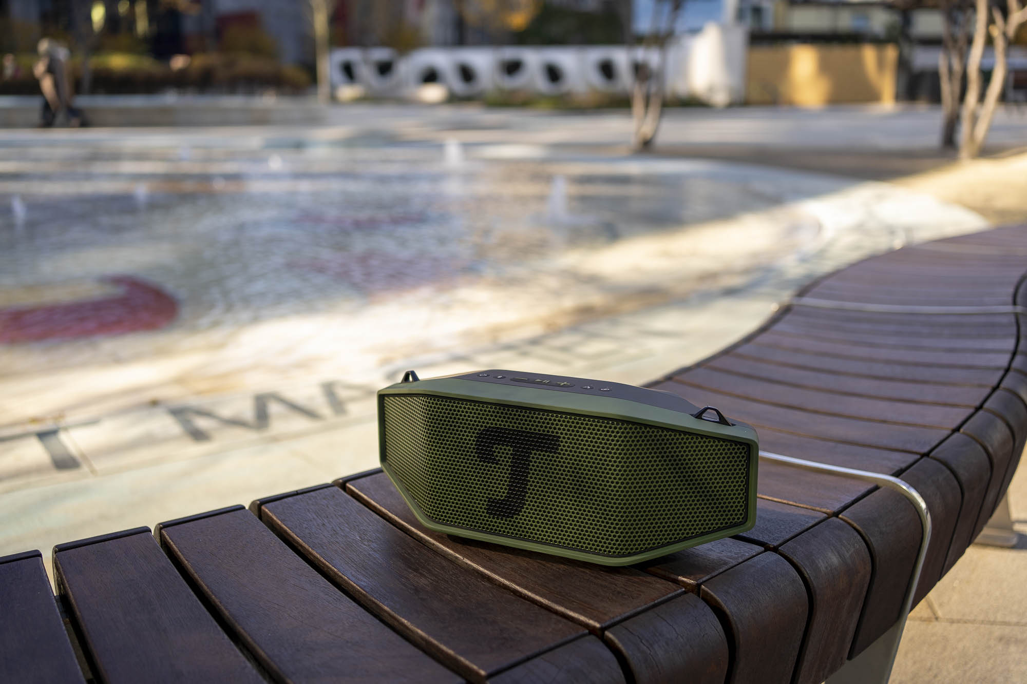 Test bardzo udanego głośnika Teufel Rockster Cross 2