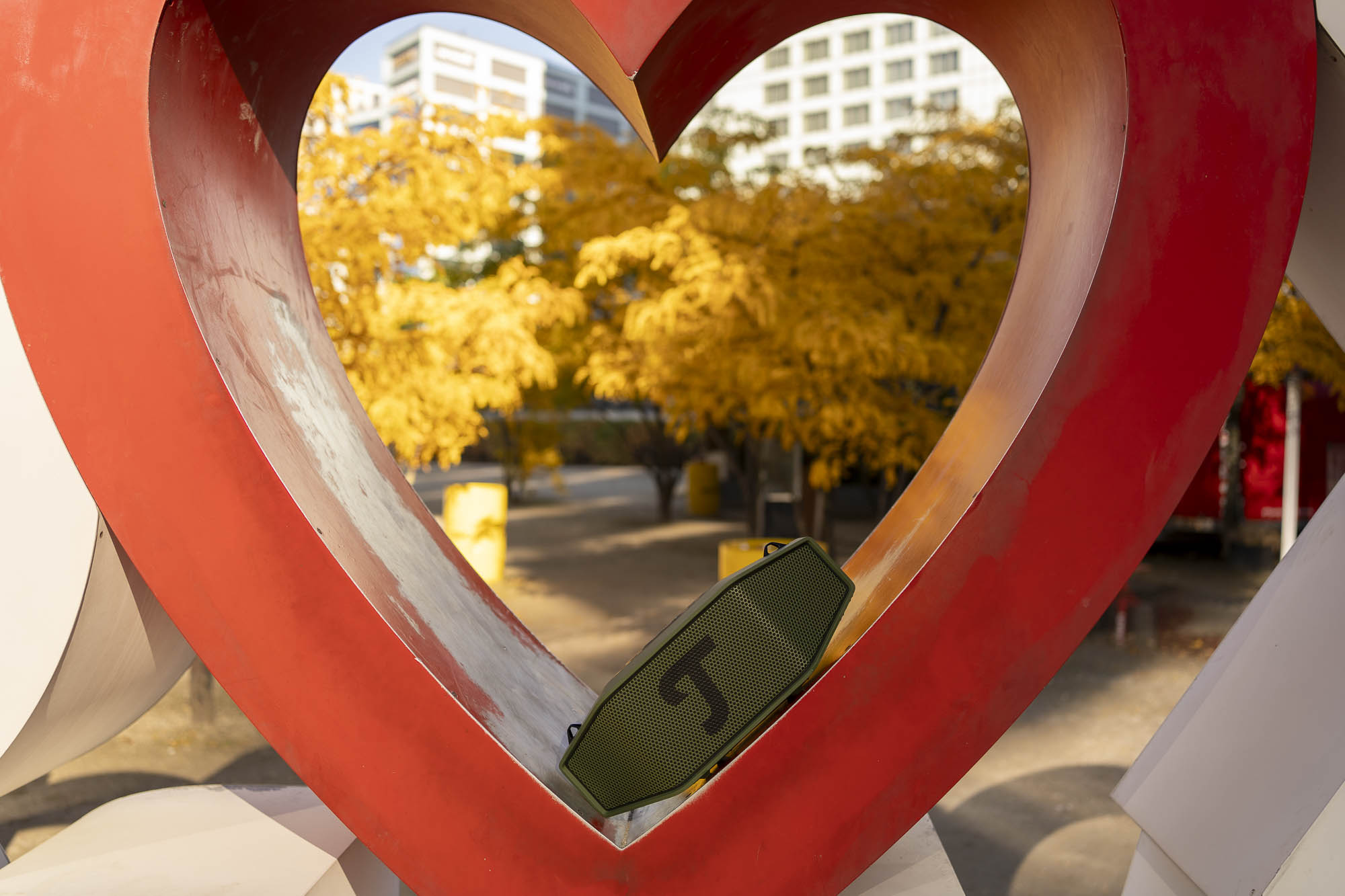 Test bardzo udanego głośnika Teufel Rockster Cross 2