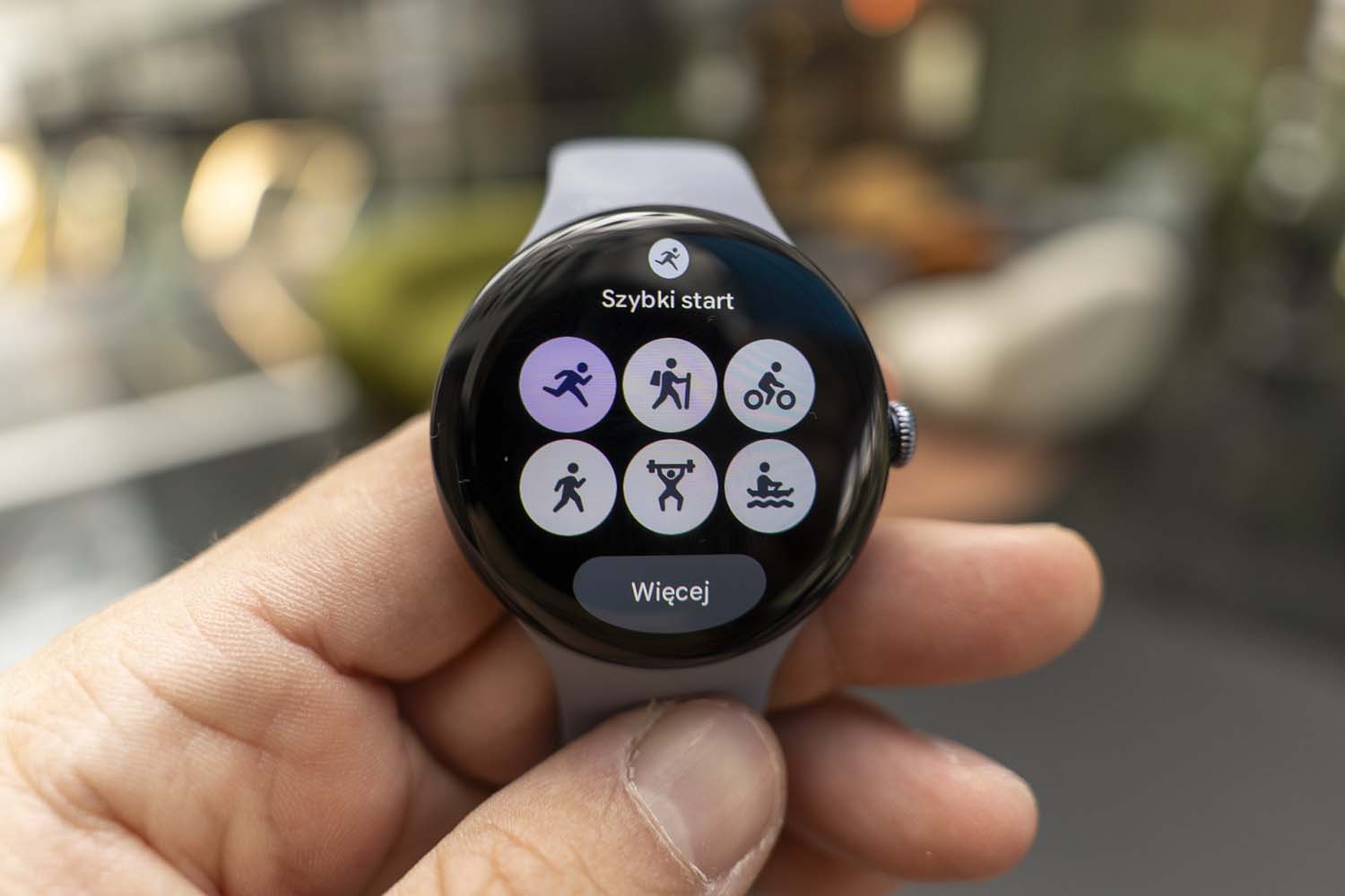 Google Pixel Watch 4 – Androidowy Apple Watch z podobnymi kompromisami