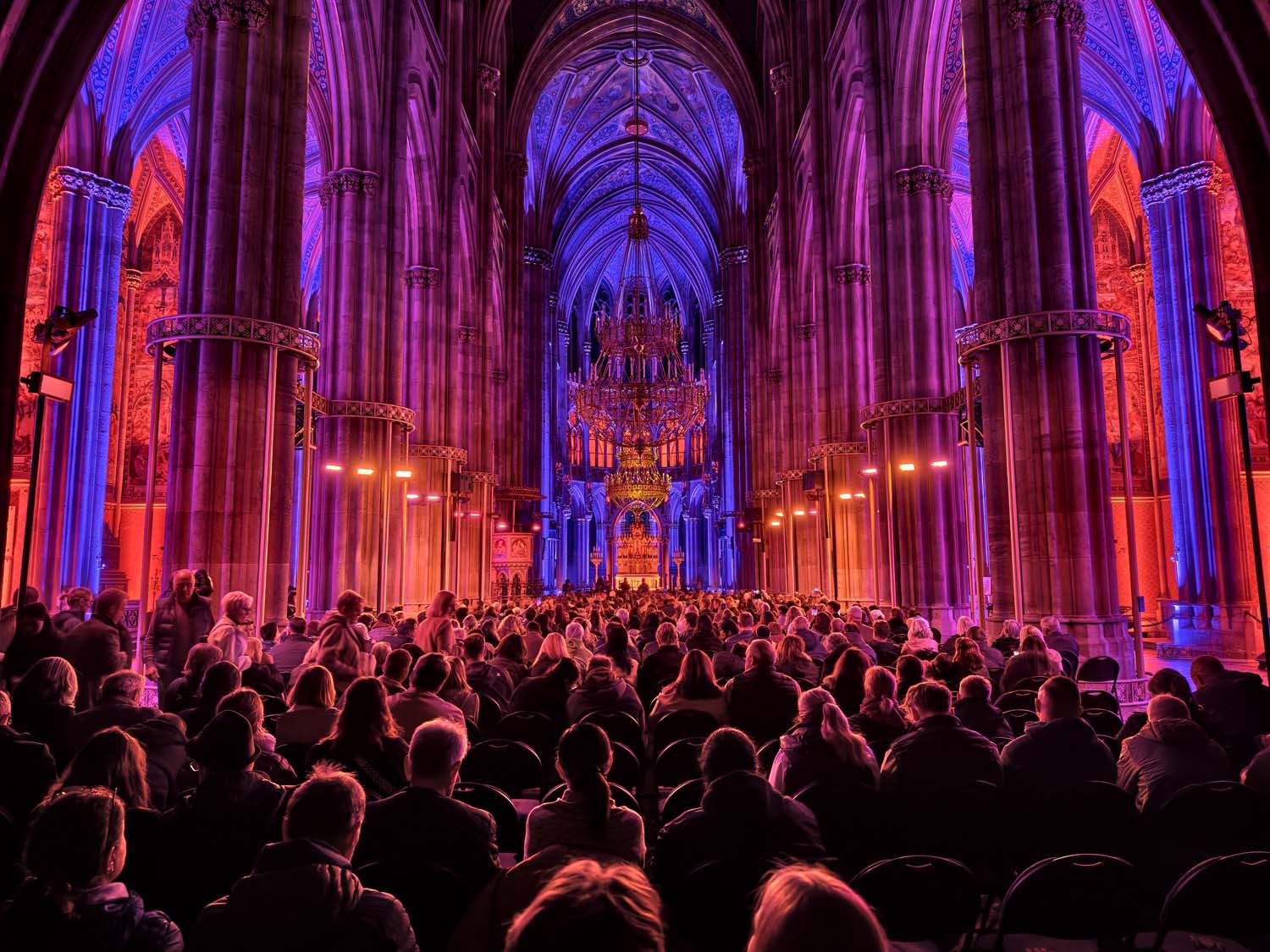 Recenzja vivo X300 Pro – fotograficzna waga ciężka powraca do Polski