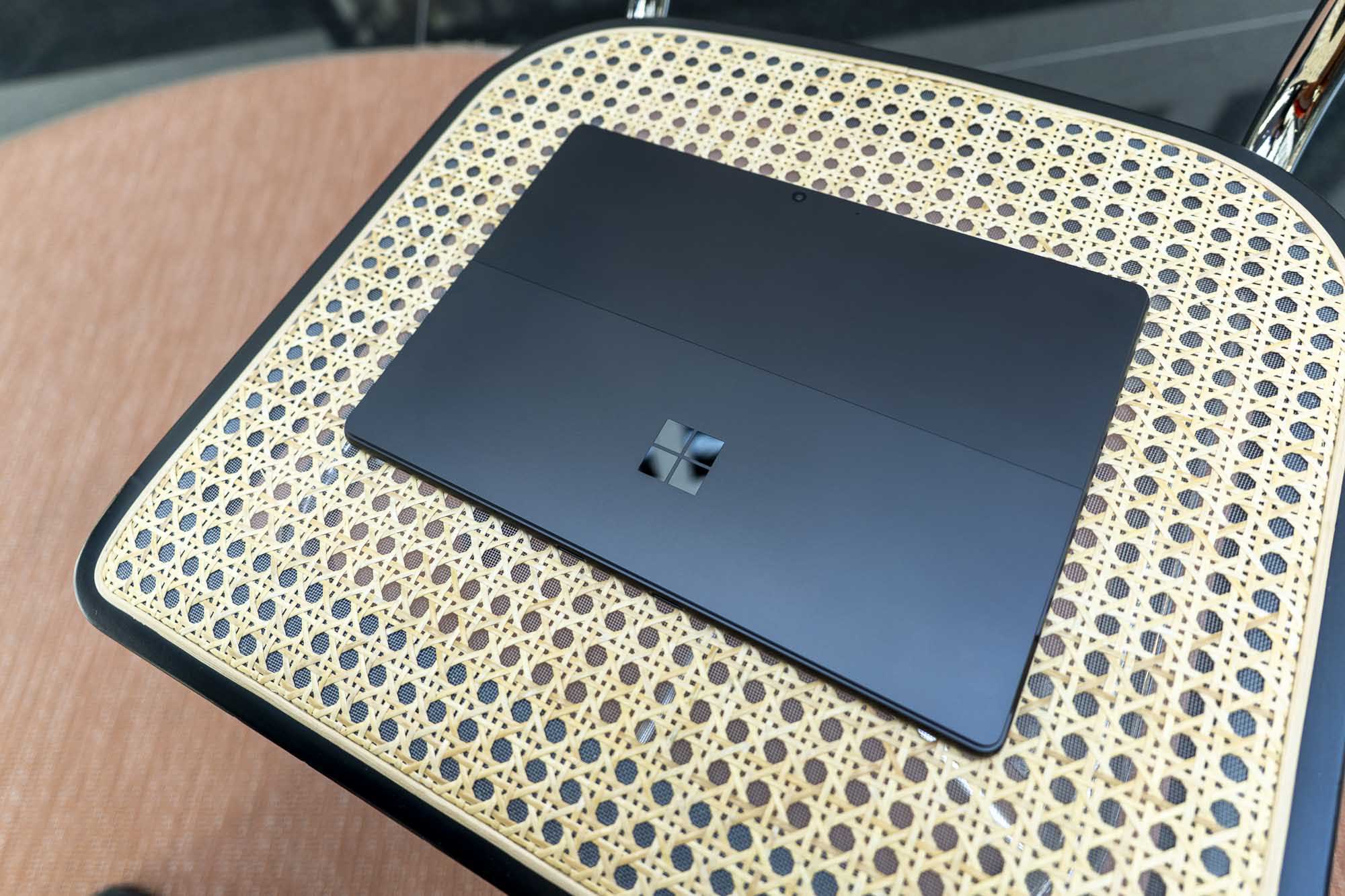 Microsoft Surface Pro 11th Edition - Windows na ARM dojrzewa, ale nadal nie jest oczywistym wyborem