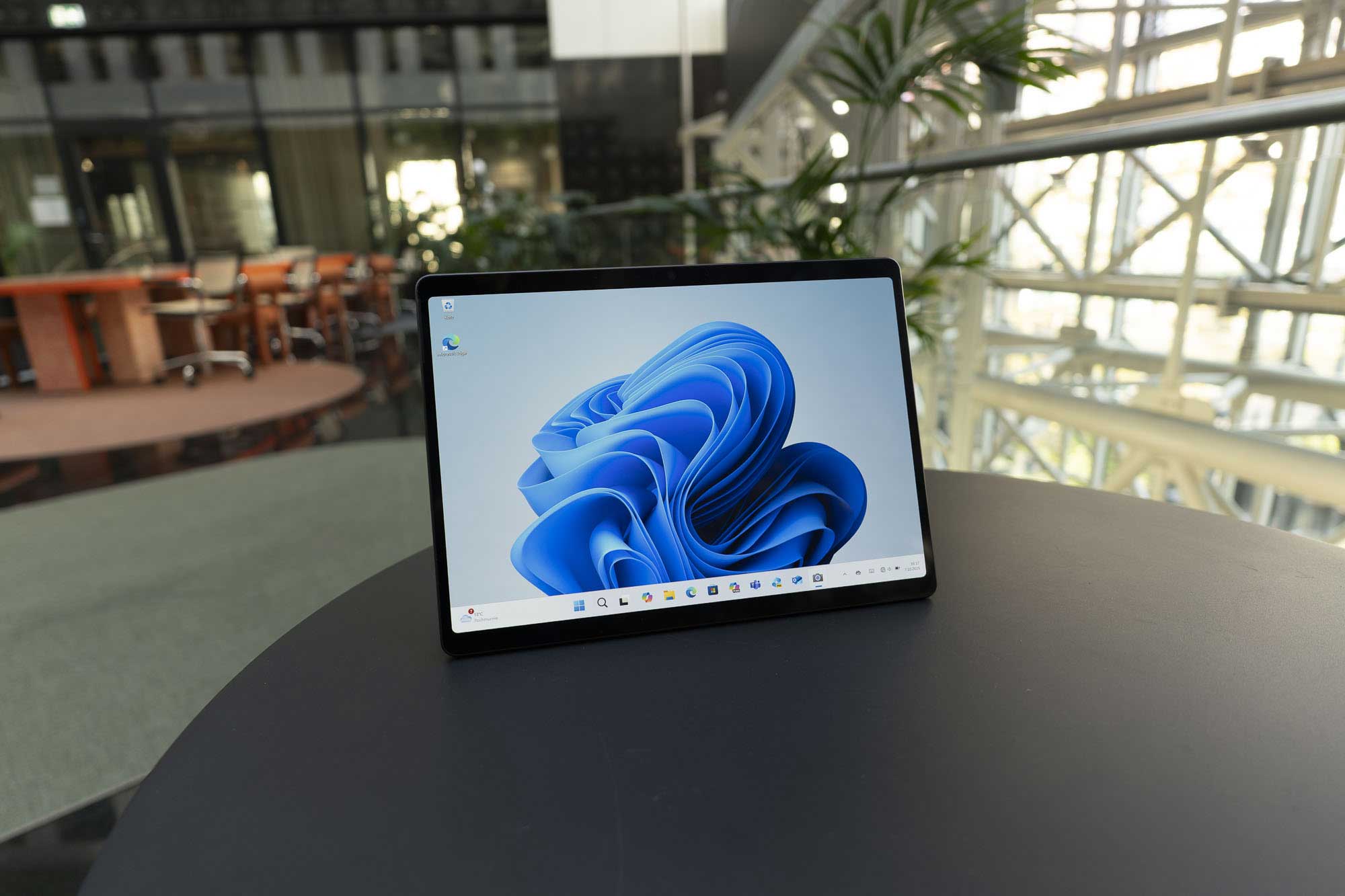 Microsoft Surface Pro 11th Edition - Windows na ARM dojrzewa, ale nadal nie jest oczywistym wyborem