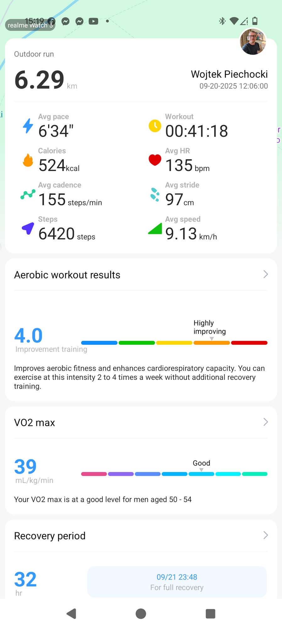 Test taniego zegarka realme Watch 5 - ten design wygląda znajomo