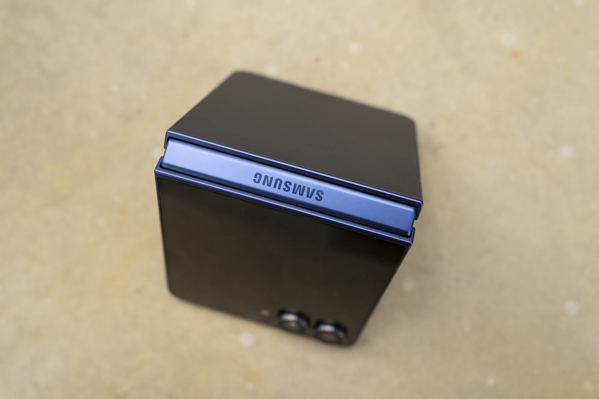Samsung Galaxy Z Flip7