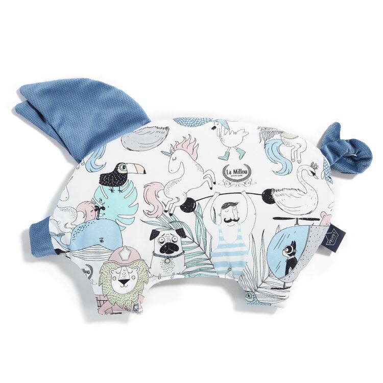 LA MILLOU FAMILY SLEEPY PIG PILLOW (BLUE)