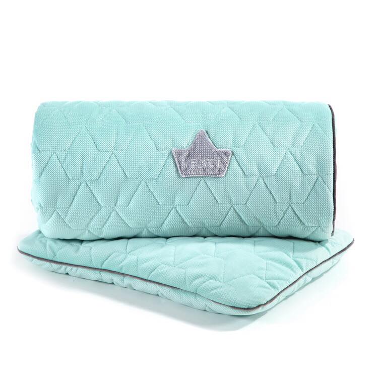 VELVET BLANKET & MID PILLOW | AUDREY MINT & GREY