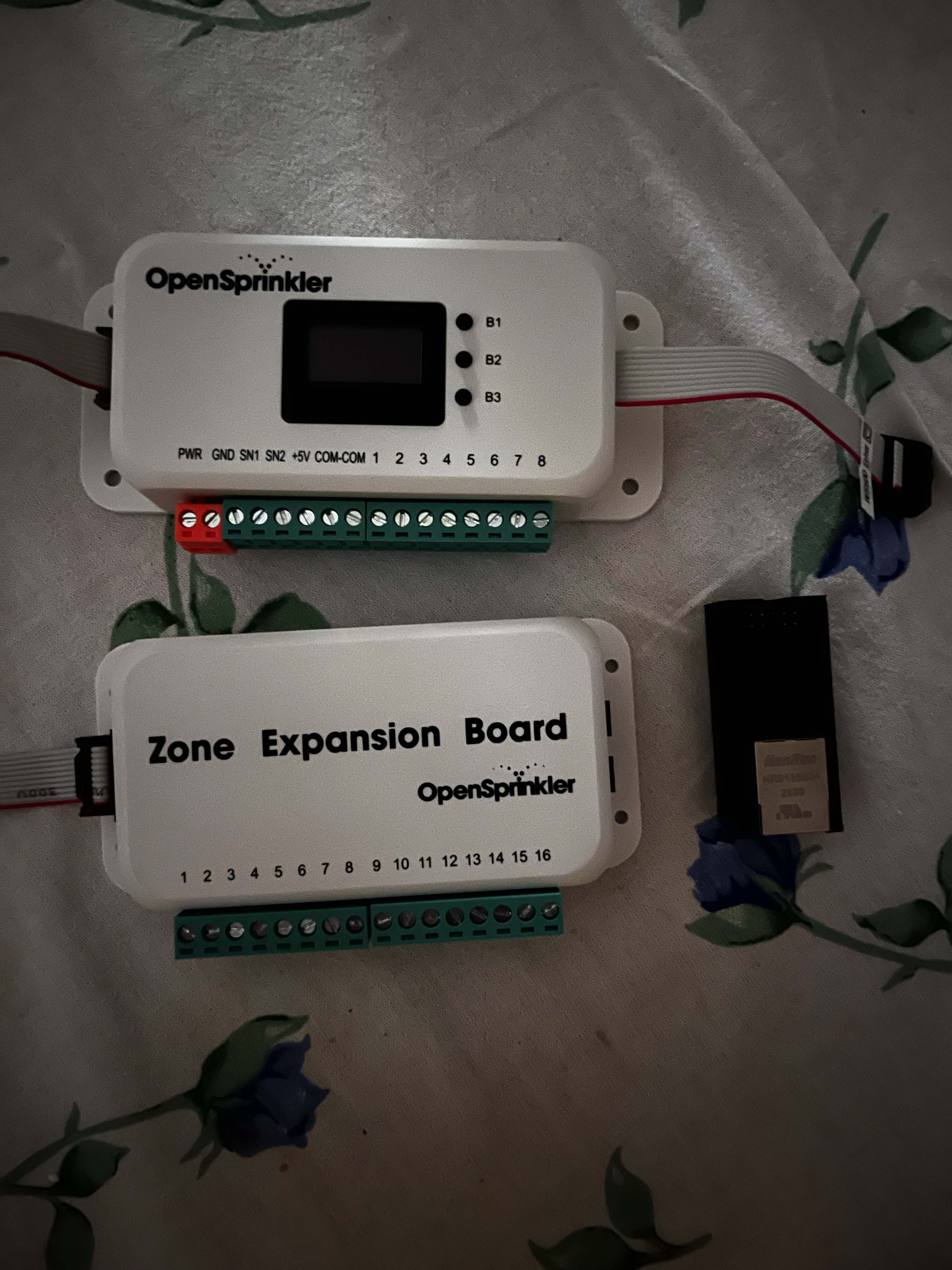 Przewody z etykietami