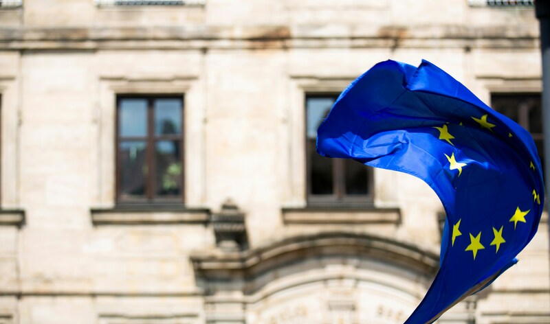 Drapeau de l'union européenne pour les ventes intracommunautaire
