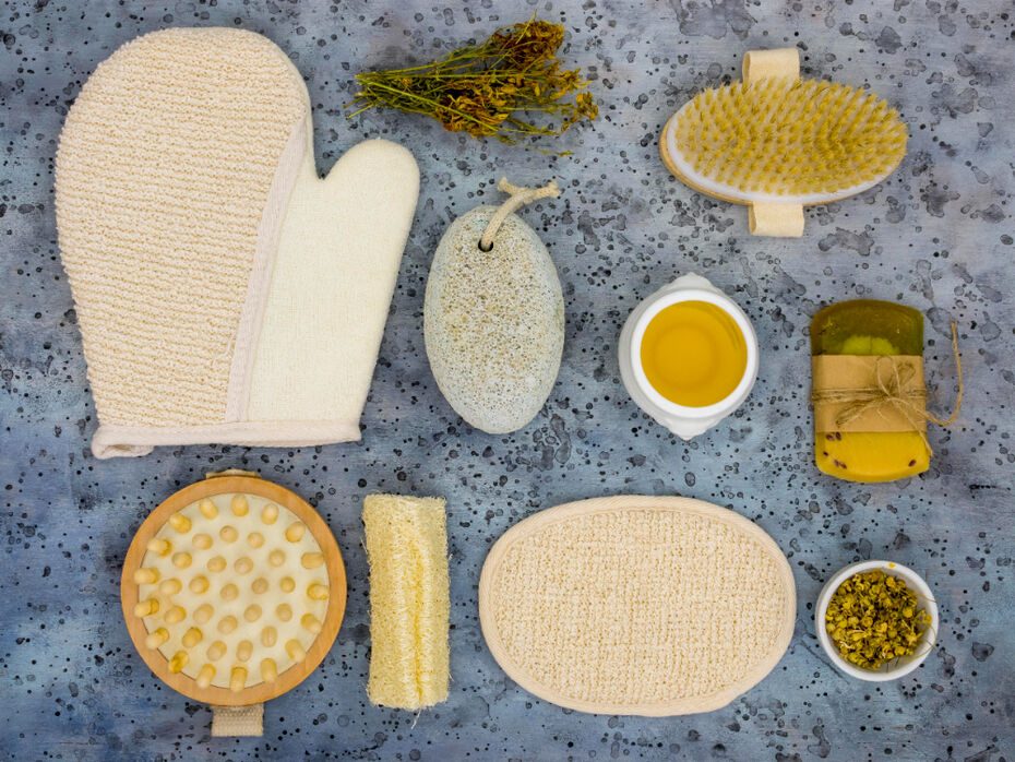 The Glow You’ve Been Waiting For: A Journey with Seraphic Skincare’s Exfoliating Mitts