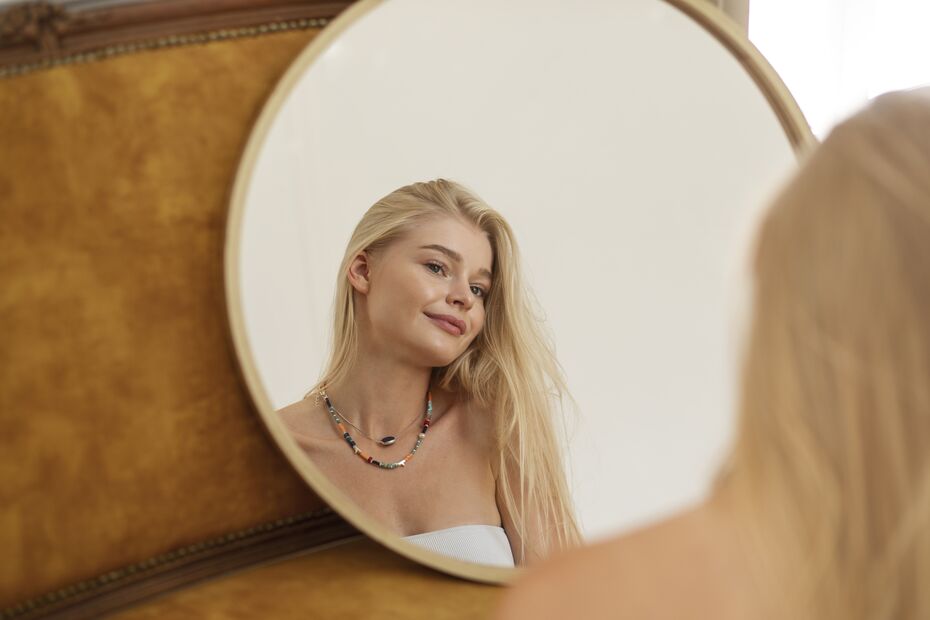 Rediscovering Radiance: How Pure Athena is Changing the Way Women Age — One Drop at a Time