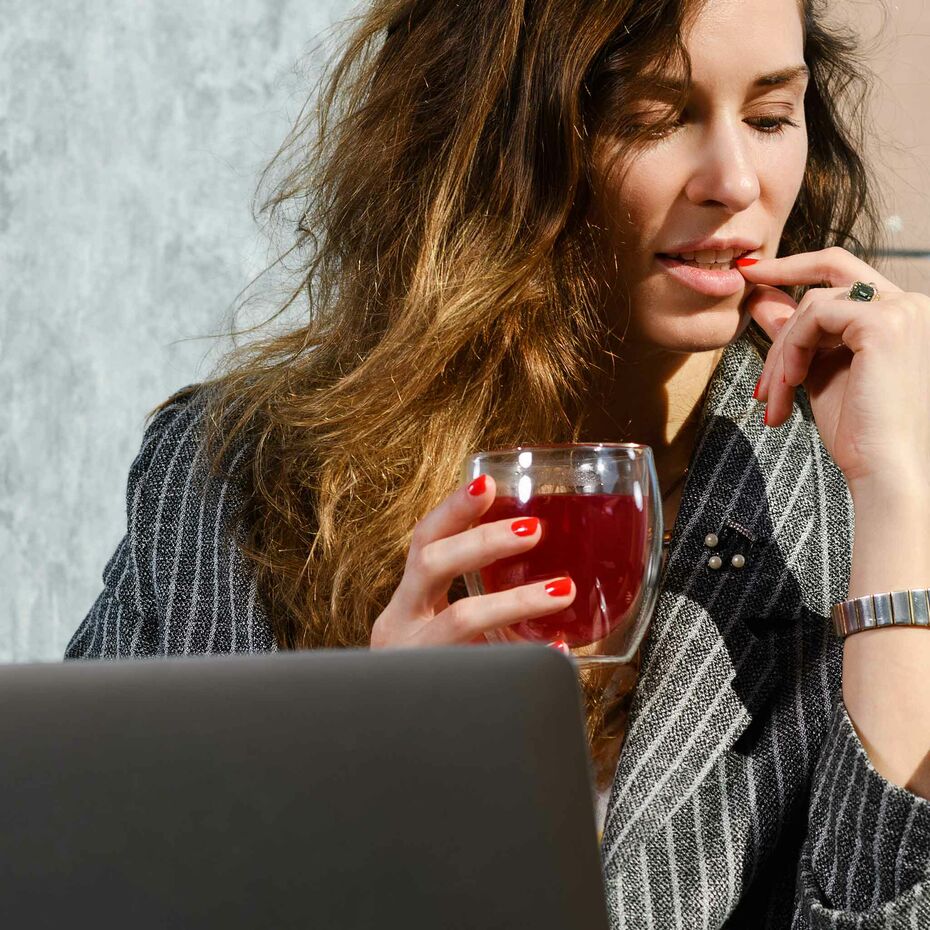 Sip, Savor, Shine: Tealeavz Turns the Everyday Cup into a Mini-Retreat