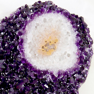 The power of natural crystals | Wellness magazine