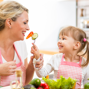 RESOLVE TO BE FOOD SAFE IN 2015 | Wellness magazine