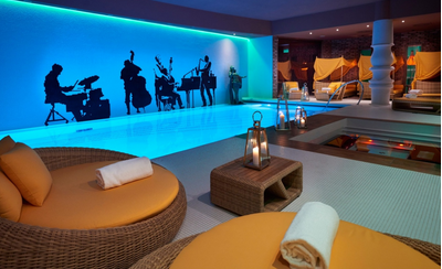 THE WORLD’S MOST FITNESS FRIENDLY VACATIONS THE WORLD’S MOST FITNESS FRIENDLY VACATIONS