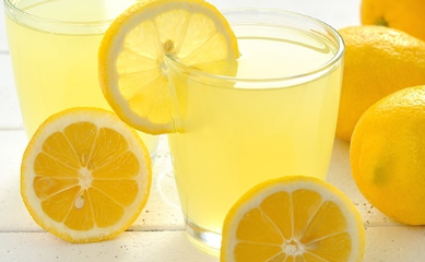 10 MORE HEALTH BENEFITS OF DRINKING WARM LEMON WATER